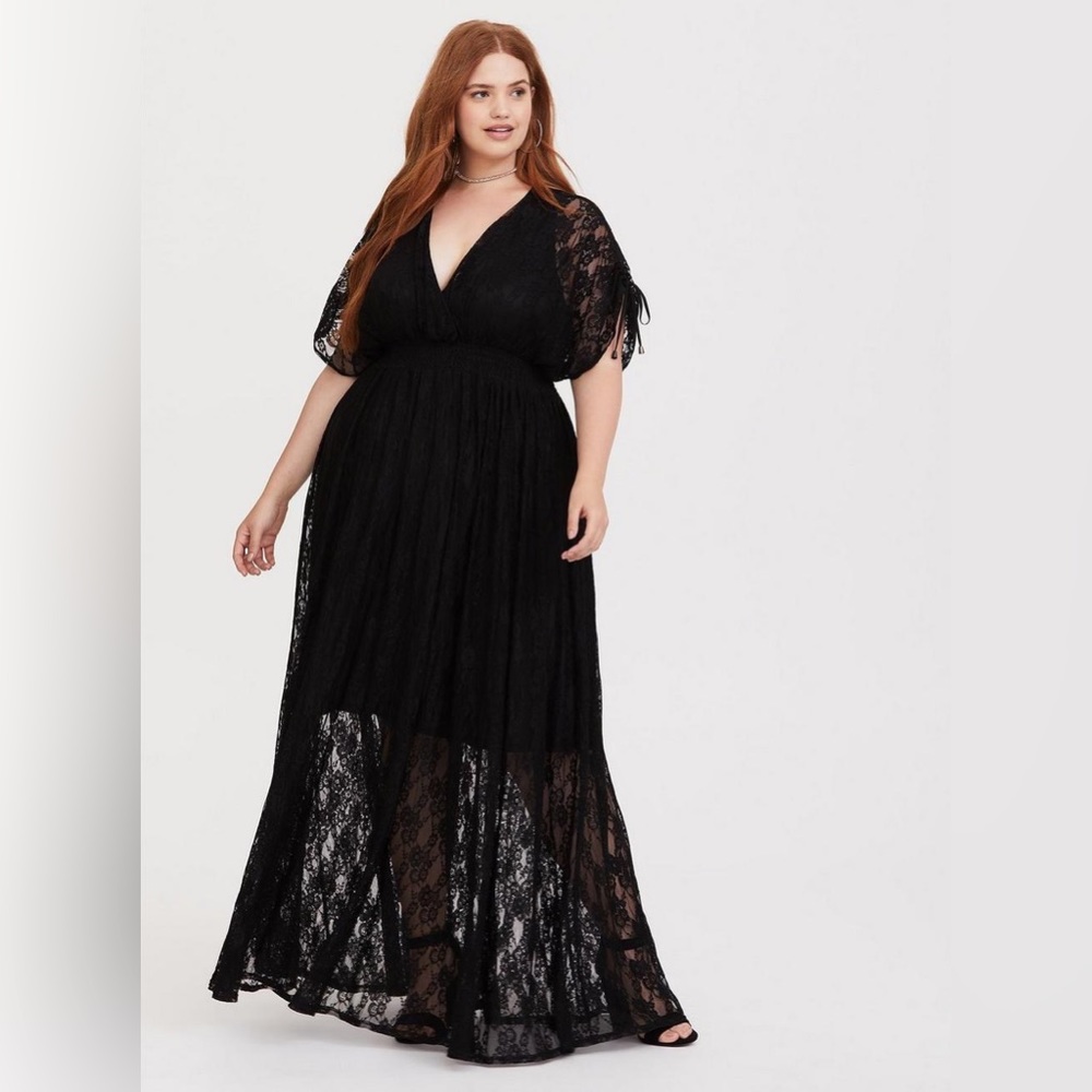 1X 14/16 Torrid Long Black Lace Maxi Dress